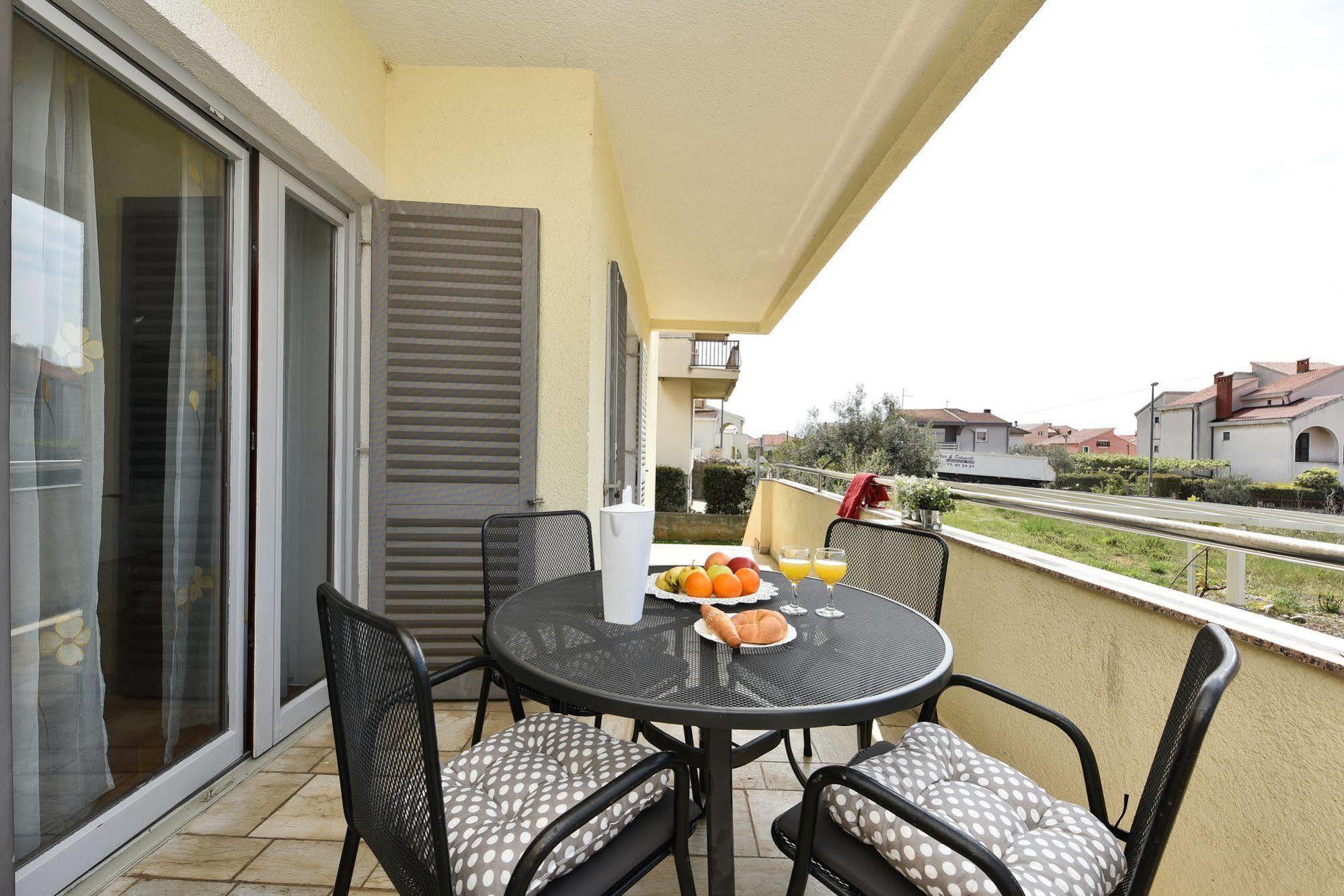 Adria Apartments Zadar Exterior photo